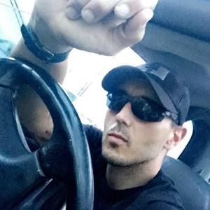 Meet your Posher, Wesley